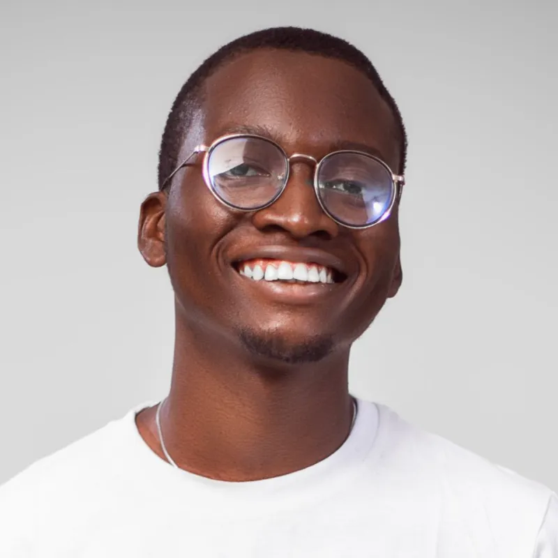 Portrait of Ayoola Tosin